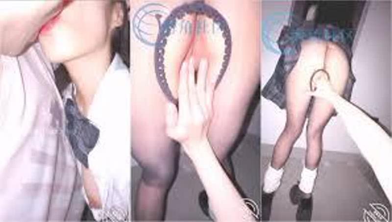 震撼兄妹乱伦【意淫自己妹妹】楼道撕妹妹黑丝，后入口交轮番上阵，强上内射，衣服都没脱！新鲜又刺激！